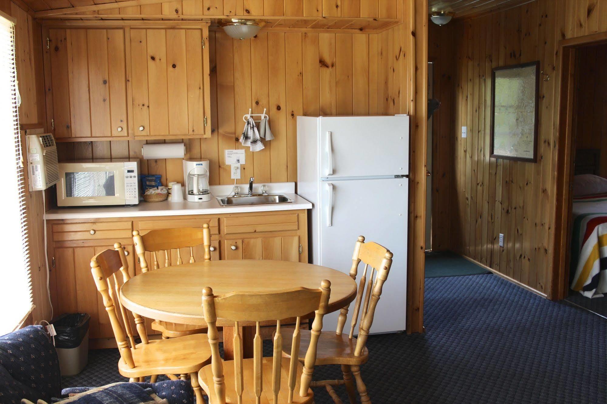 Totem Resorts Sioux Narrows Exterior photo